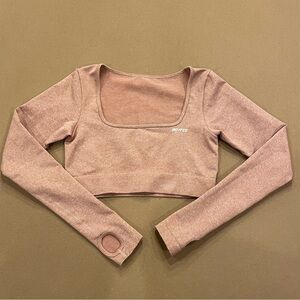BO+TEE Long Sleeve Crop Top Light Mauve/ Rose *Size Small/Medium*